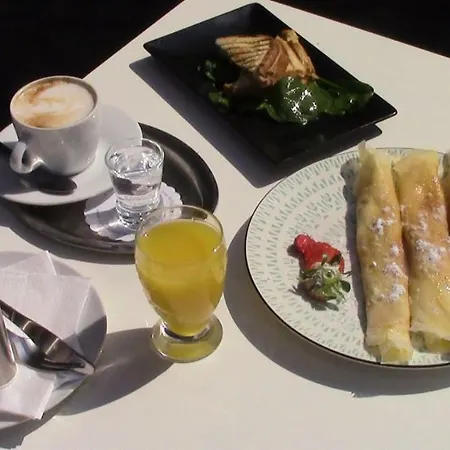 Vedant Luxury * Prague